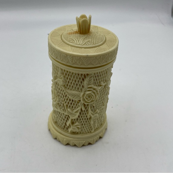 Vintage Plastic Cocktail Party Appetizer 31 Fork Set - Picture 14 of 14